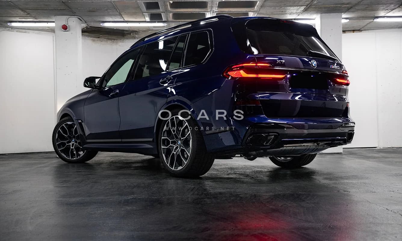 BMW X7 M60i