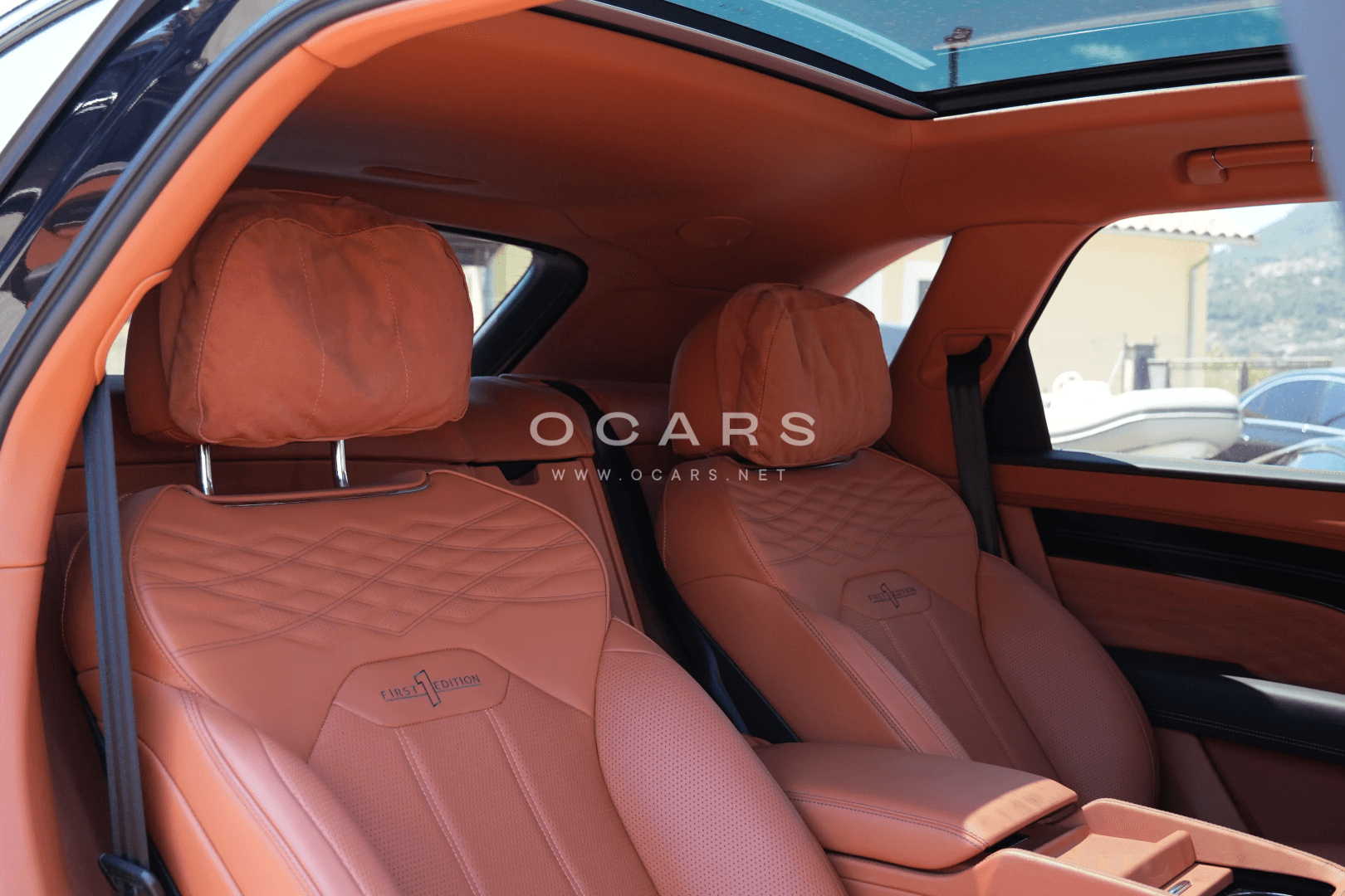 Bentley Bentayga EWB 4