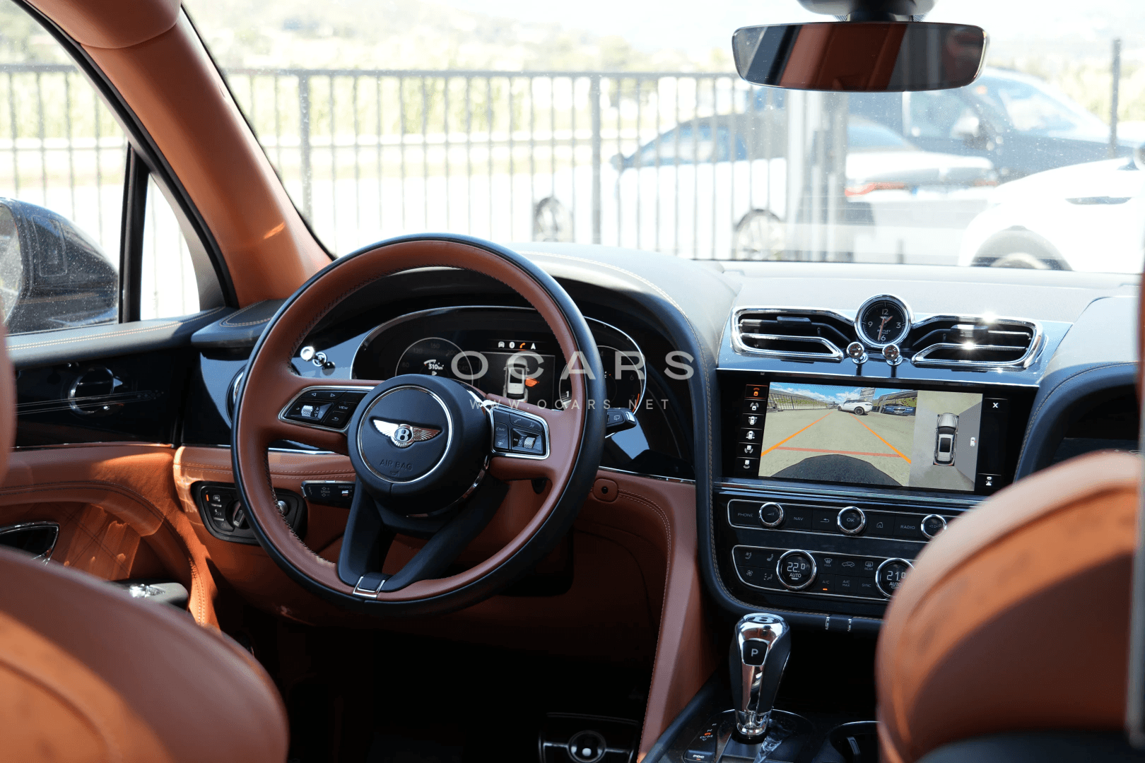 Bentley Bentayga EWB 2